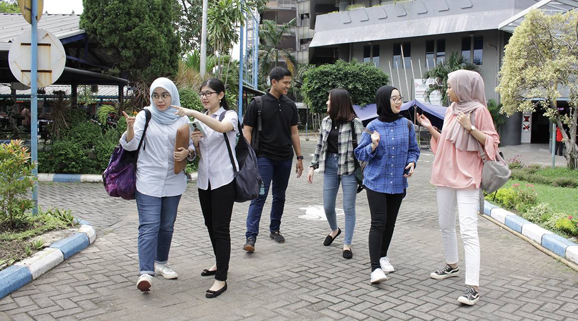 lingkungan kampus undika surabaya